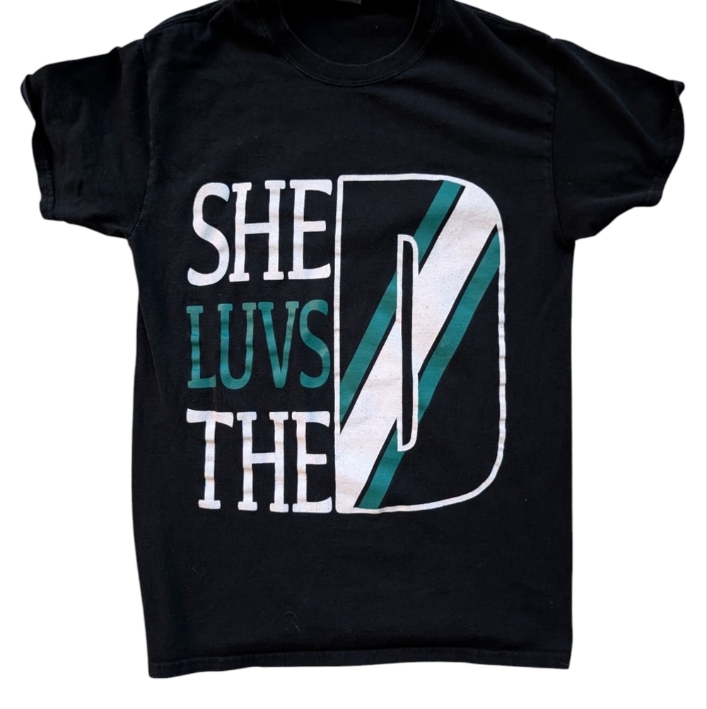 Philadelphia Eagles Tee- She Luvs The D